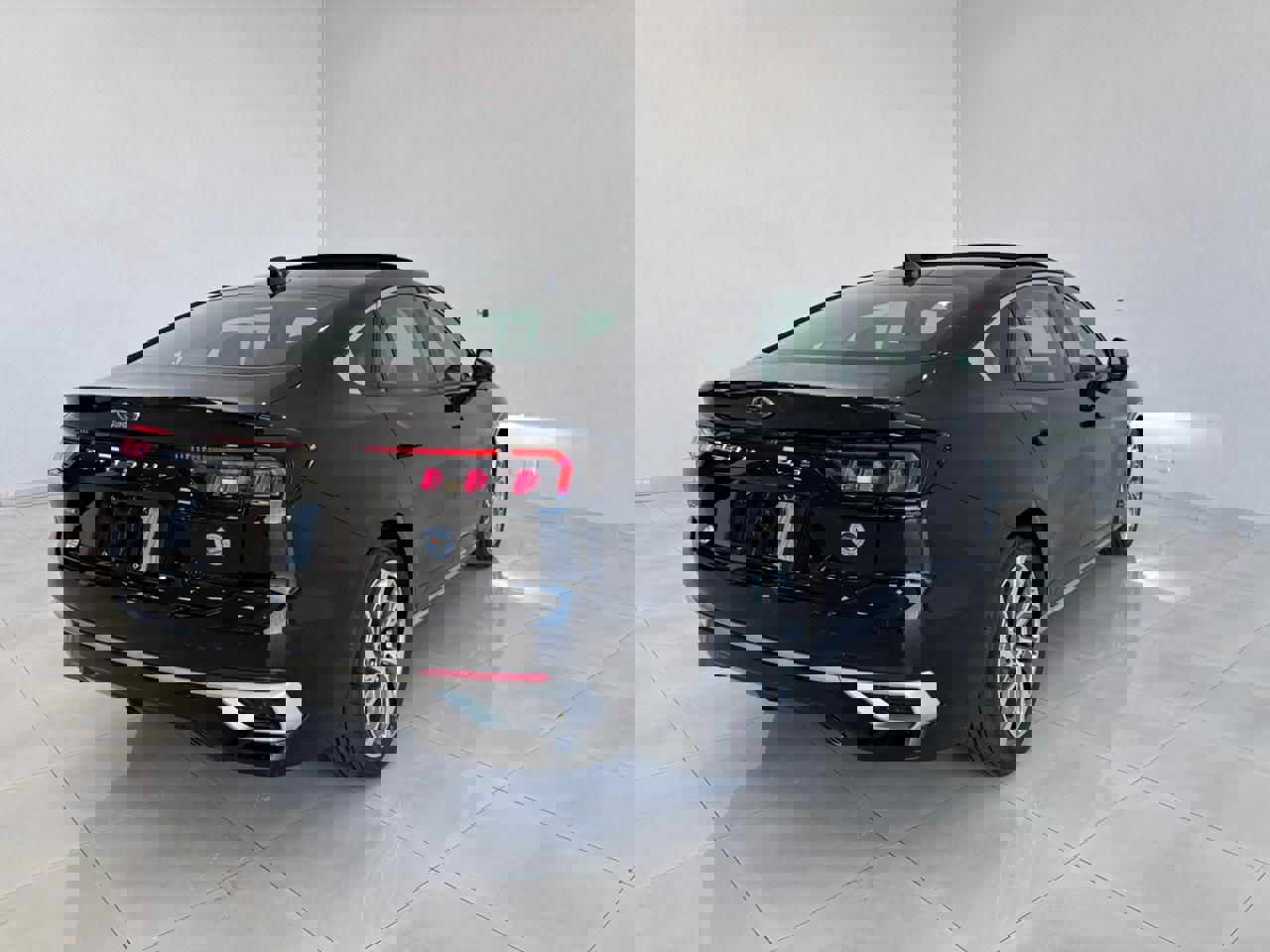 فورد تورس تيتانيوم 2026 